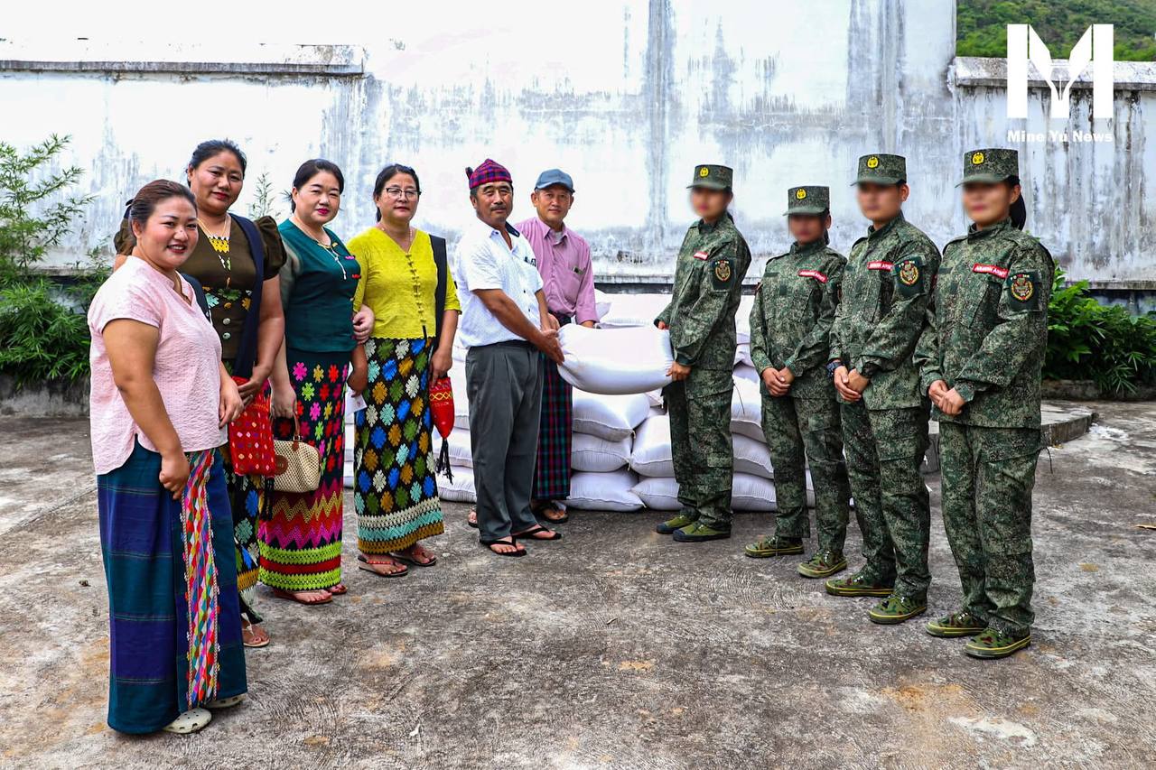 Arakan Army Distributes Aid to Displaced Populations and Migrants in MNDAA-Controlled Territory