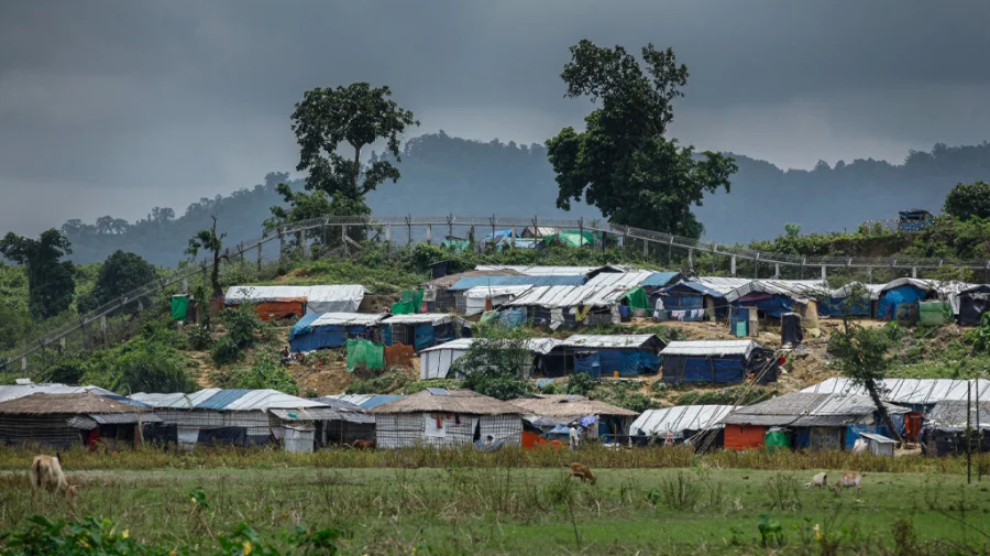 Bangladesh Proposes Building Barbed-Wire Fence along 109-Km Myanmar Border