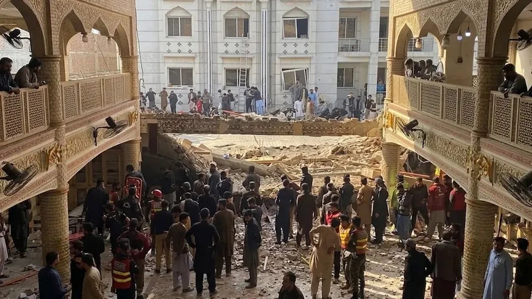 Car Bomb Attack at Mosque in Pakistan Kills 16, Injures More Than 56