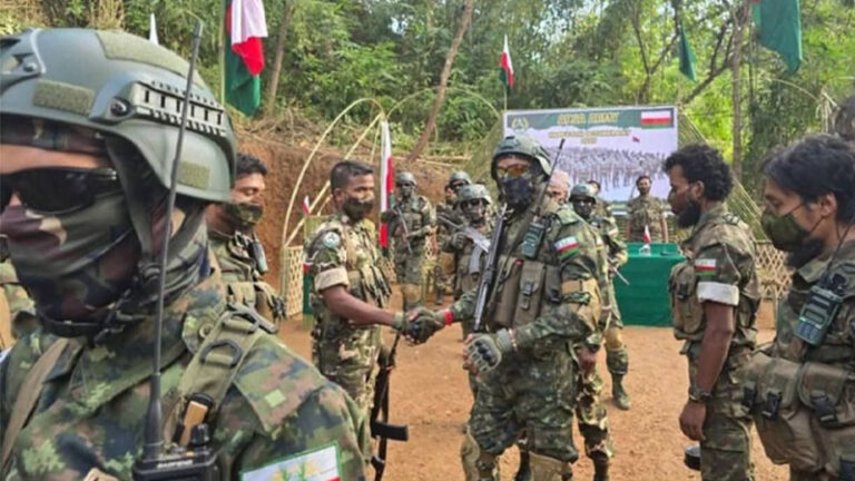 Maungdaw Residents Say Weapons Were Provided to ARSA by the Military Commission During the Fighting